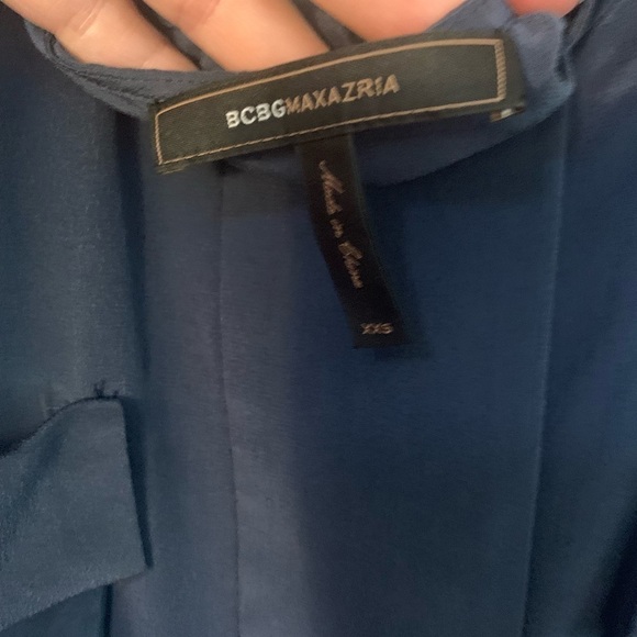 Beautiful BCBG MAXAZARIA 100% Silk tank - Xsmall - Picture 7 of 8